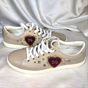 Dolce Gabbana light grey Sneakers. NEW!